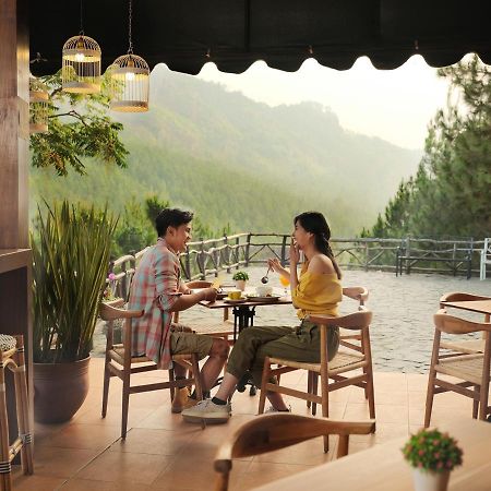 The Lodge Maribaya Cikareumbi Exterior foto