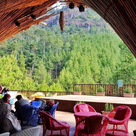 The Lodge Maribaya Cikareumbi Exterior foto