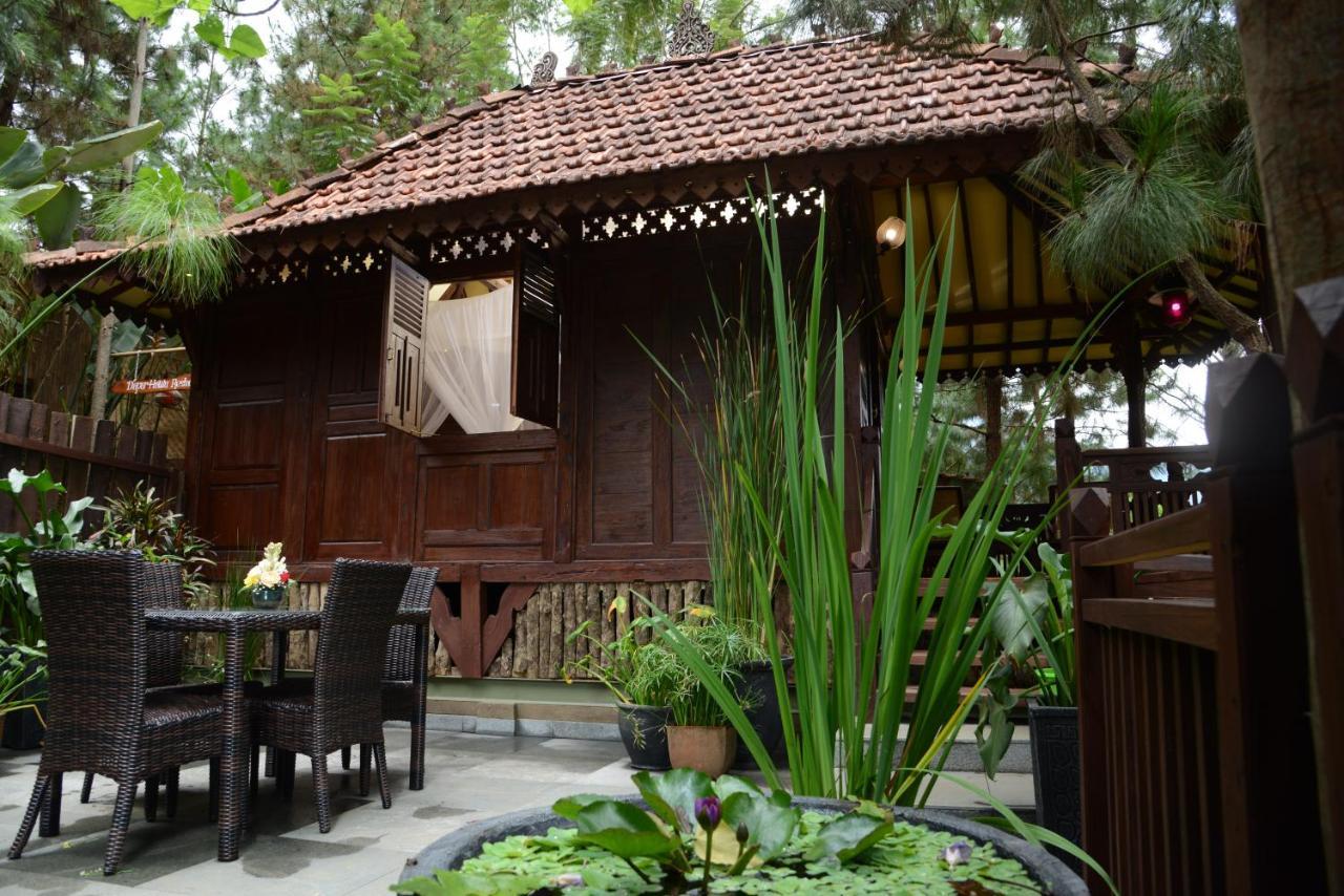 The Lodge Maribaya Cikareumbi Exterior foto