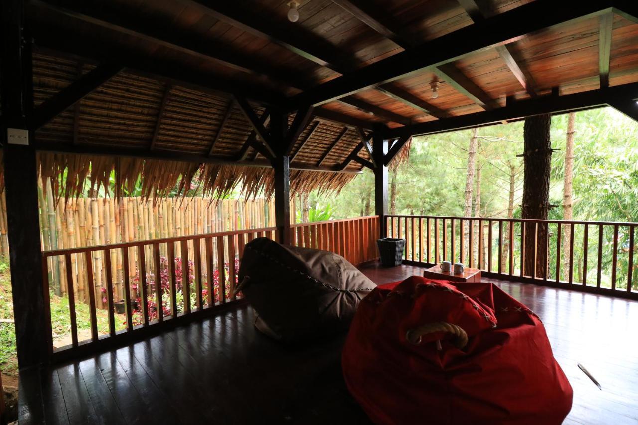 The Lodge Maribaya Cikareumbi Exterior foto